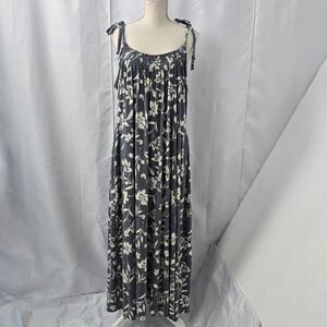 Lane Bryant Womens 22/24 Gray White Floral Tie Shoulder Smocked Neck  Maxi Dress